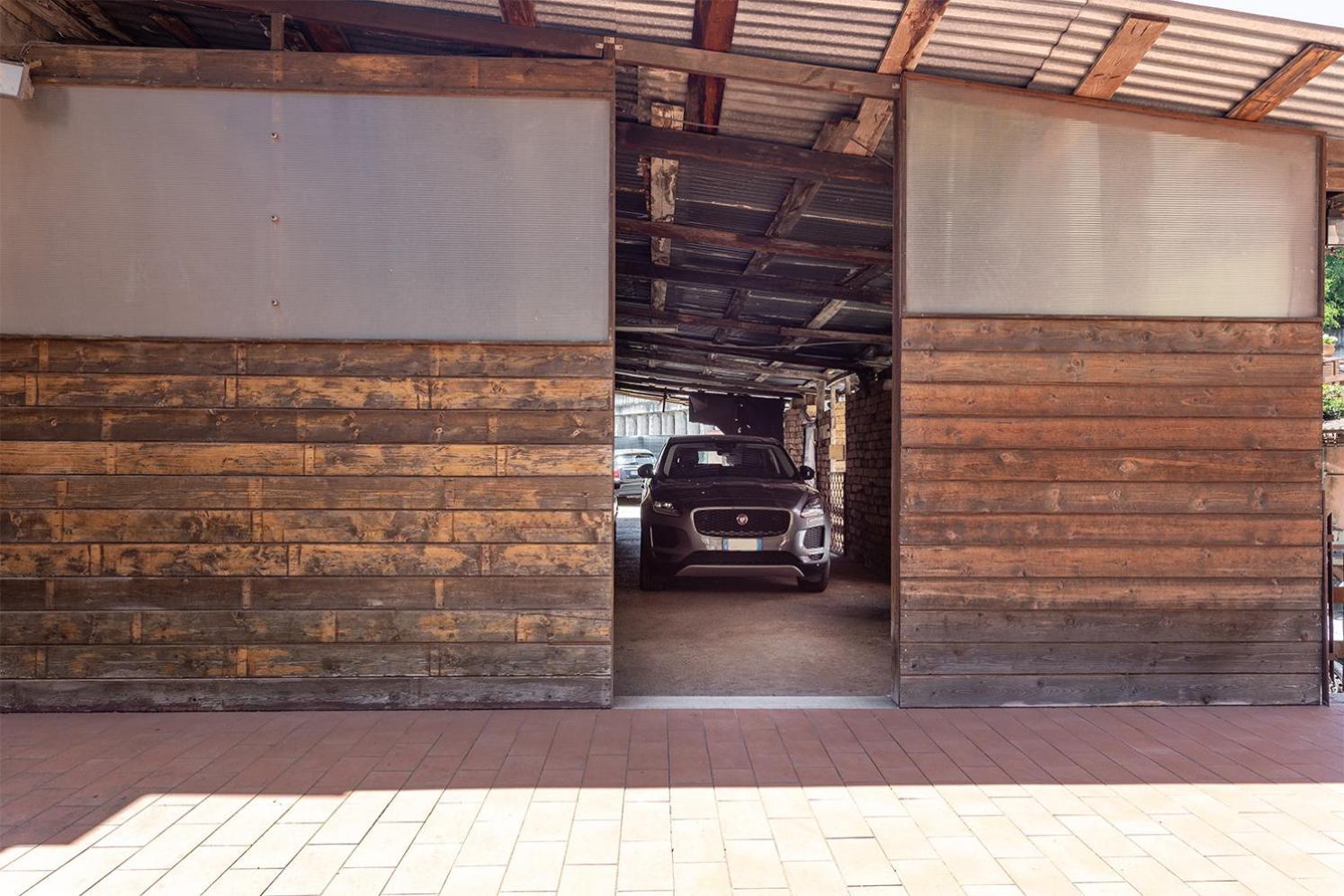 Comodo Loft Vicino La Metro Battistini Con Garage Rome Exterior photo